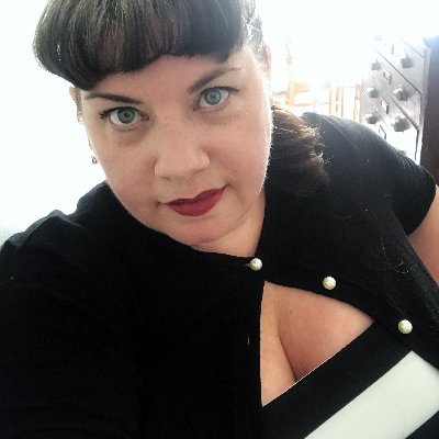 Profile Photo of Gwendolyn Richards (@gwendolynmr) on Twitter