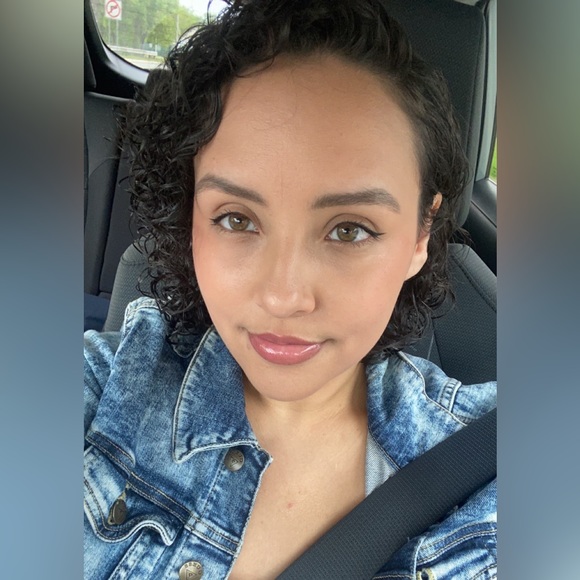 Profile Picture of Natalia Lekhtman (@nlekhtman) on Poshmark