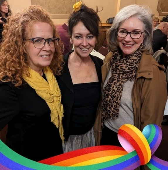 Profile Picture of Mary Scutella (@scutellas) on Poshmark