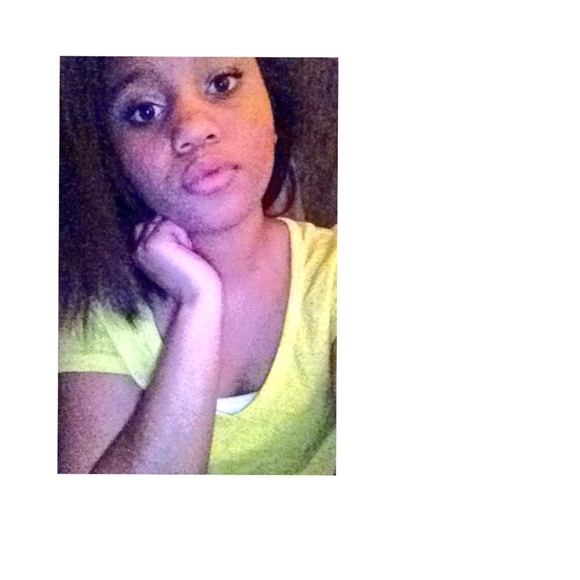 Profile Picture of Jayla Lakysse (@jaylakelley) on Poshmark