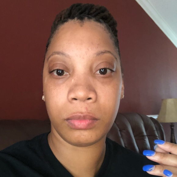Profile Picture of Alishia Torrence (@astorrence19) on Poshmark