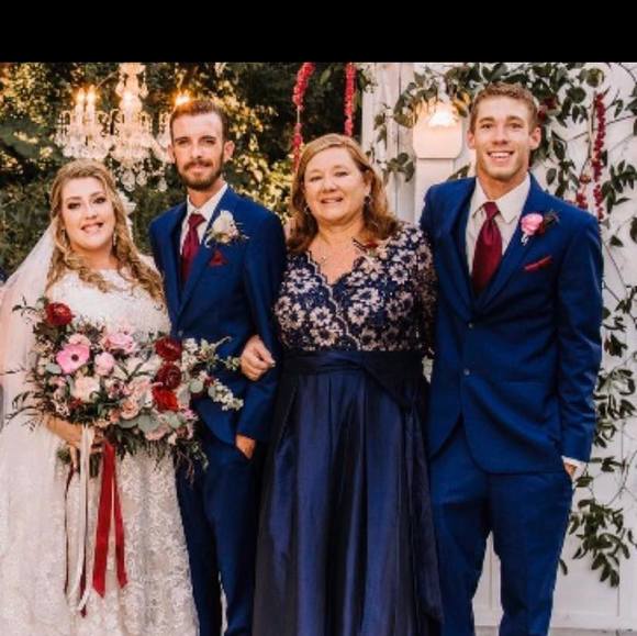 Profile Picture of Joey Steinmeyer (@joey94) on Poshmark