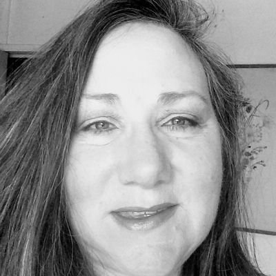 Profile Picture of Deborah Weaver (@lokipoet) on Twitter