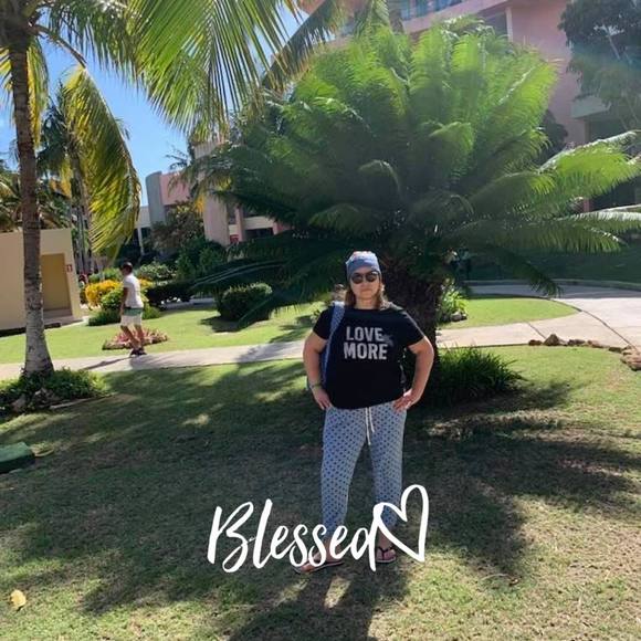 Profile Picture of Larysa Polinko (@lory265) on Poshmark