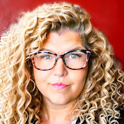 Profile Picture of Amanda Scoggin (@ForRealzMoney) on Youtube