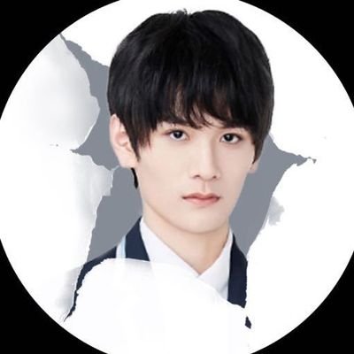Profile Picture of ∝ (@AllForLiuJunHao) on Twitter