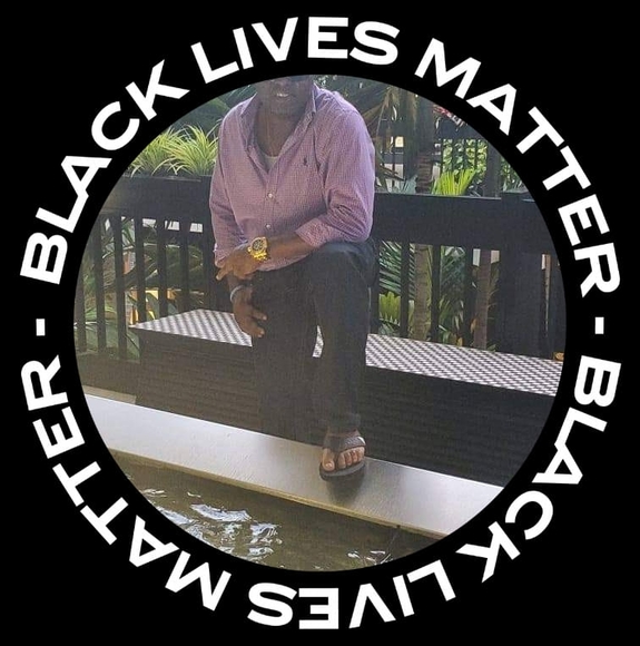 Profile Picture of Corey Haywood (@coreyhaywood39) on Poshmark