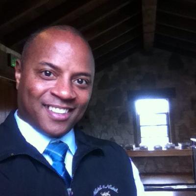 Profile Picture of James Darden (@NapaValleySomm) on Twitter