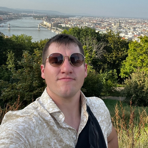 Profile Picture of Brian Ralph (@rbrian3030) on Poshmark