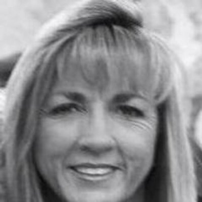 Profile Picture of Cindy Hutchins (@Cyndez1) on Twitter