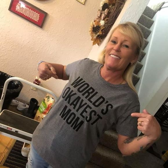 Profile Picture of Tonya Hake (@tonyahake) on Poshmark