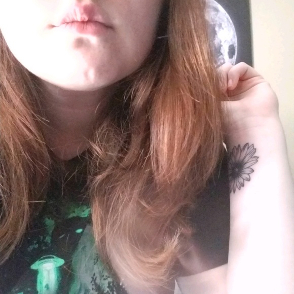 Profile Picture of Savannah Cain (@savvycain5) on Poshmark