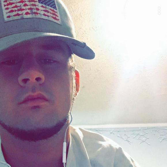 Profile Picture of John Tuttle (@jptuttle) on Poshmark