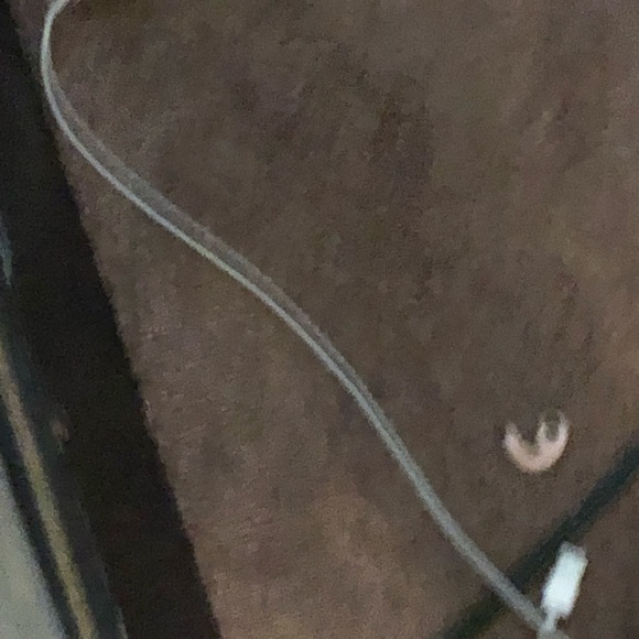 Profile Picture of Paul Kevin (@lez127) on Poshmark