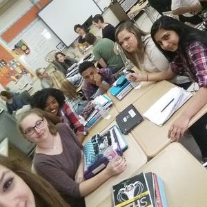 Profile Picture of Lindsey Martin (@Group9_A3_Eng) on Twitter