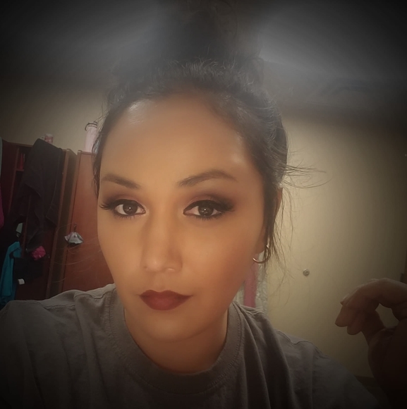 Profile Picture of Monique Azure (@mojoe701) on Poshmark