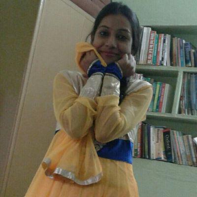 Profile Picture of Poonam Lal (@ef9b85b5b3cc432) on Twitter