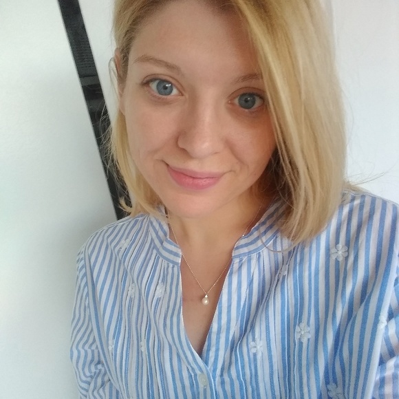 Profile Picture of Katie Fodera (@annakfodera) on Poshmark