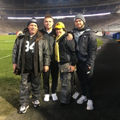 Profile Picture of John Easley (@JohnNEasley) on Twitter