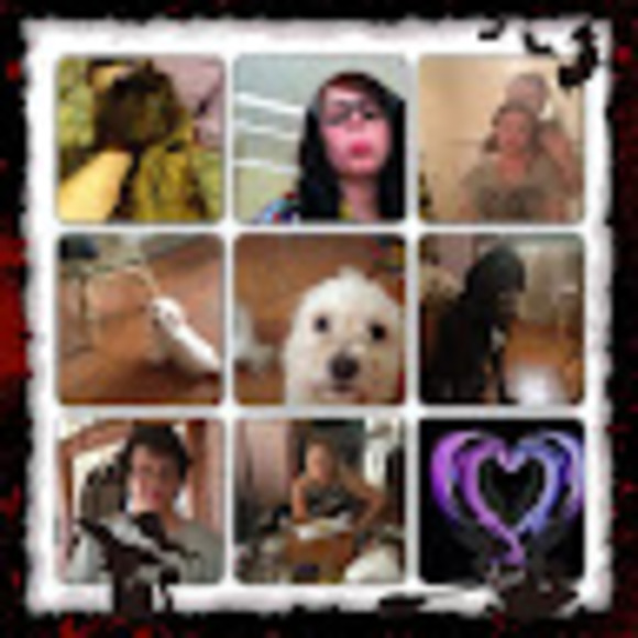 Profile Picture of Crystal Rozynski (@crystalrozynski) on Poshmark