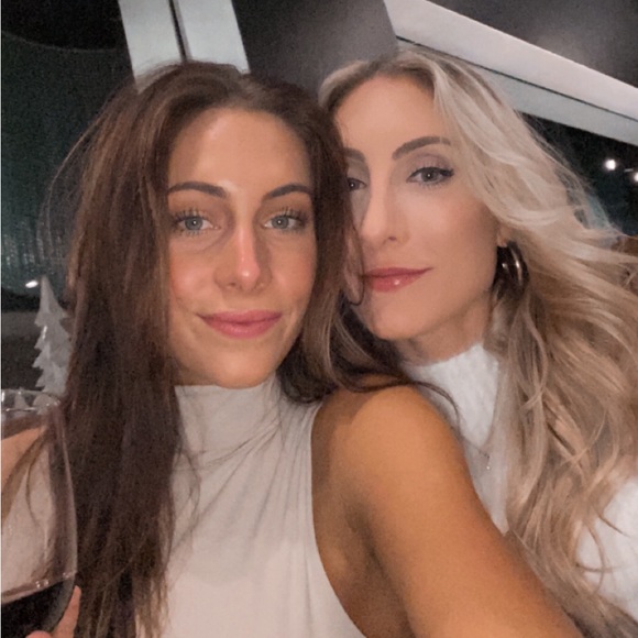 Profile Picture of Victoria Ferrero (@vicferrero1) on Poshmark