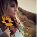 Profile Picture of Lindsay Case Lawrenson (@lindsaydawncase) on Instagram