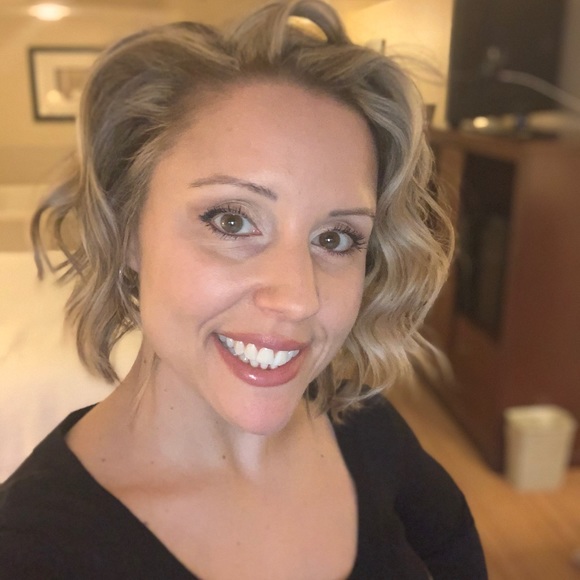 Profile Picture of Cassandra Grant (@cassgrant226) on Poshmark