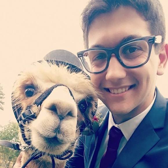Profile Picture of Jacob Huther (@jacobhuther) on Poshmark