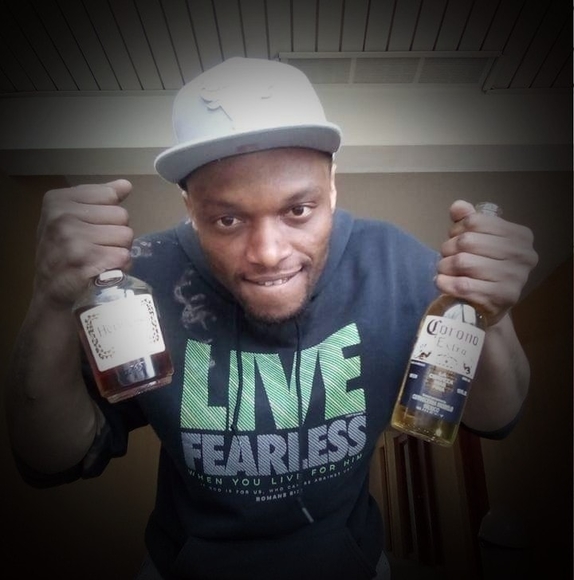 Profile Picture of Oscar Chandler (@oscarchandler) on Poshmark