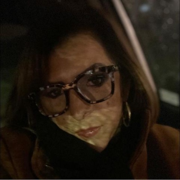 Profile Picture of Ale Corsan (@yaninacorona) on Poshmark