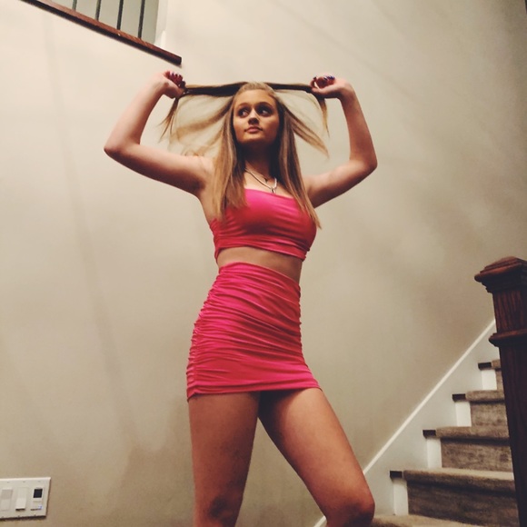 Profile Picture of Emmy Kiggins (@emmykiggins) on Poshmark