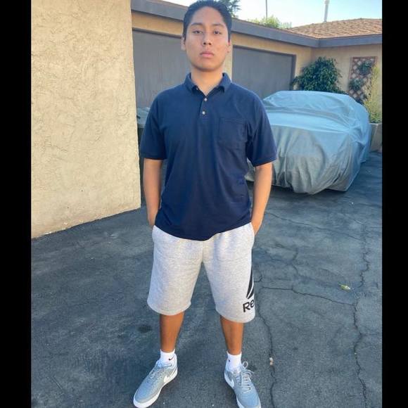 Profile Picture of Erik Ivan (@ivanerik55) on Poshmark