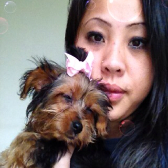 Profile Picture of Maly Vue (@maly6969) on Poshmark