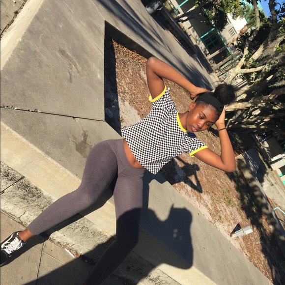 Profile Picture of Janneil Marshall (@janneilm) on Poshmark