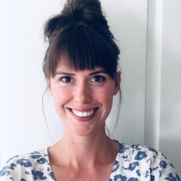 Danielle Geschwind - Poshmark Profile Picture of Danielle Geschwind (@dgeschwind) on Poshmark