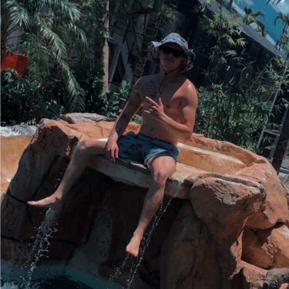 Profile Picture of Steven Hatfield (@502_steven99) on Poshmark