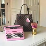 Profile Picture of She Counts Bricks 🧱 (@she_counts_bricks) on Instagram