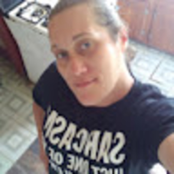 Profile Picture of Joyce Friel (@joycefriel87) on Poshmark