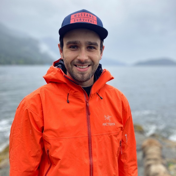 Profile Picture of Matthew Bicknell (@bicknellmm) on Poshmark