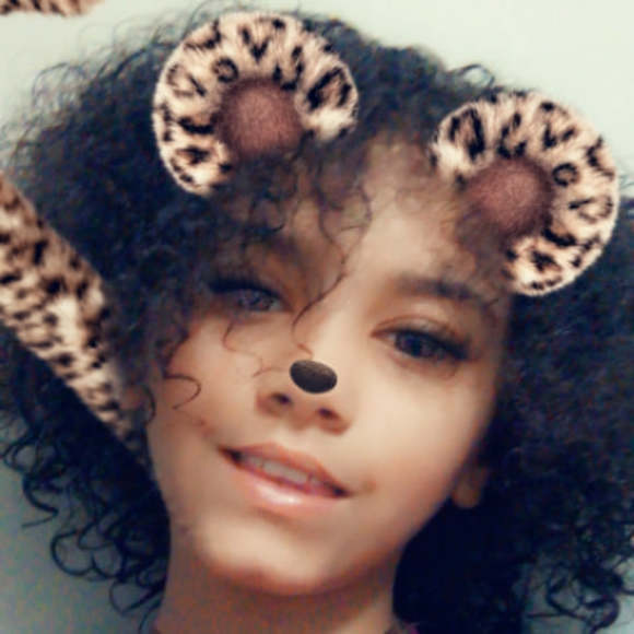 Profile Picture of Ciarra Moore (@ciarramoore441) on Poshmark