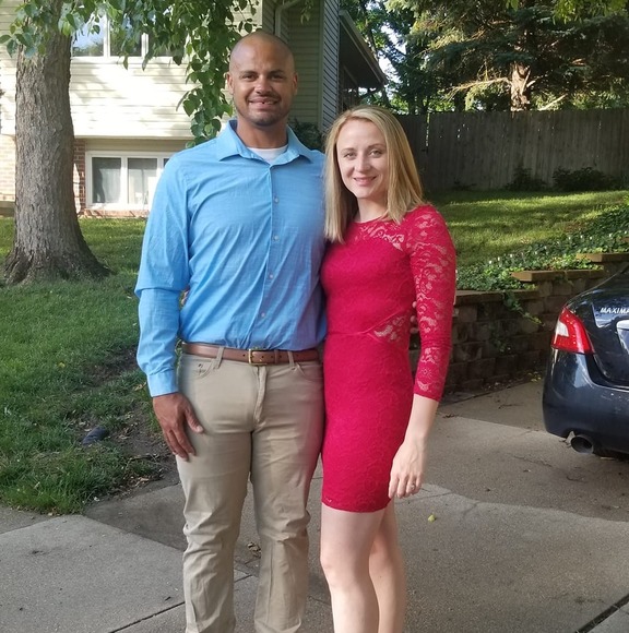 Profile Picture of Kari Wullschleger (@killanes) on Poshmark