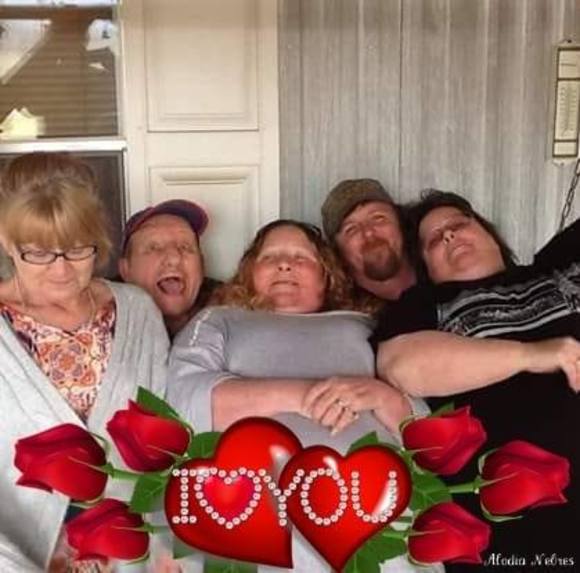 Profile Picture of Robin Gallik (@robingallik) on Poshmark