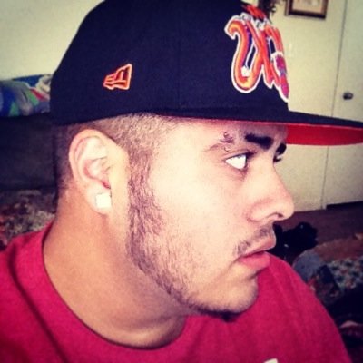 Profile Picture of Robert_Candle_ (@Fuc_bein_Sobr) on Twitter