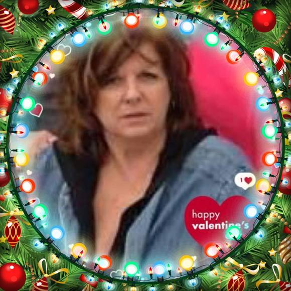 Profile Picture of Debbie Welsh (@debster1961) on Poshmark