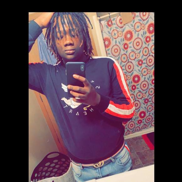 Profile Picture of Darius Knox (@dariusknox16) on Poshmark