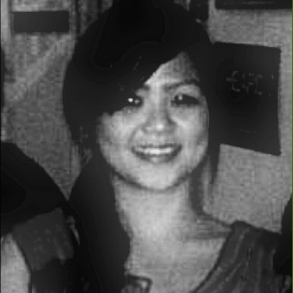 Profile Picture of Nai Saelee (@missathoot) on Poshmark