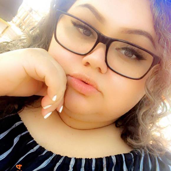 Profile Picture of Amber Torres-ayala (@latina_93) on Poshmark