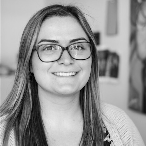 Profile Picture of Casey Joyce (@caseyjoyce) on Poshmark