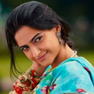 Profile Picture of Amrita Gupta (@amritagupta18) on Twitter