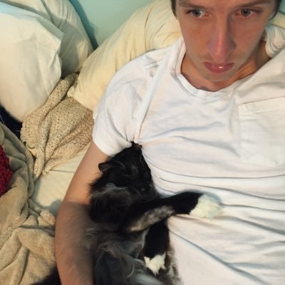 Profile Picture of Michael Overfield (@Pink_bismuth) on Twitter